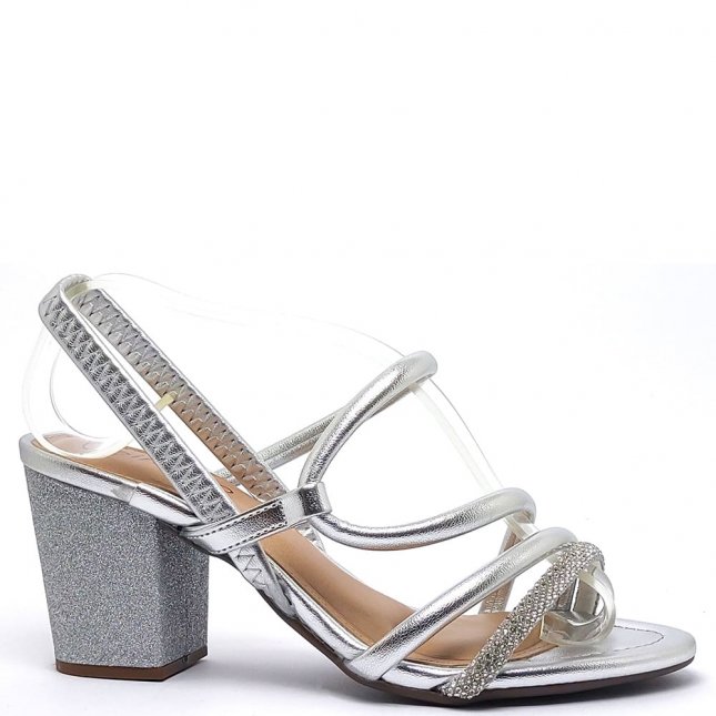 Compre diversas opções de SALTO MÉDIO na Sapataria do Pedro