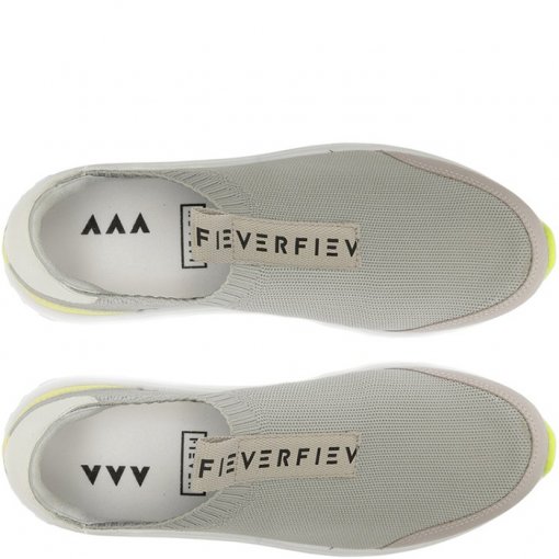 tenis fiever slip on