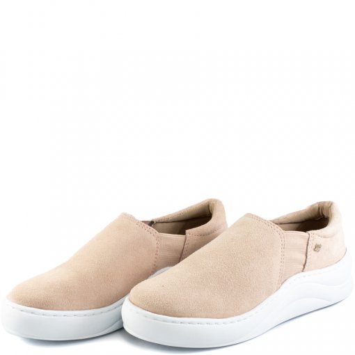 slip on kiara