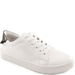 tenis via uno com salto