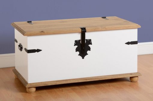 Baú Corona laqueado - Original Seconique* - Madeira e MDF - cor branco e madeira natural