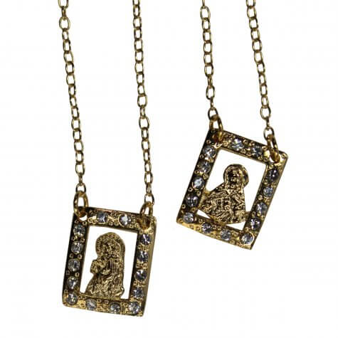 Escapulário Dourado Vazado com Strass