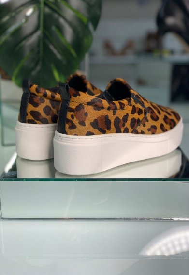 Slip on animal print Arezzo