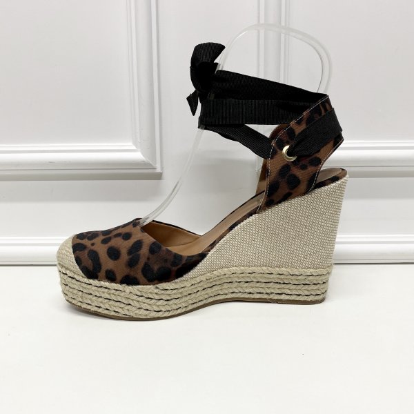 sandalia anabela de onça