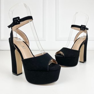 Salto alto tamanho 33 Clearance