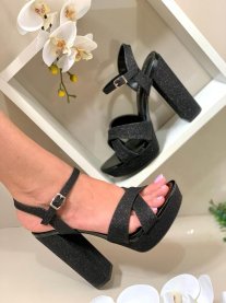 Strass SandÃ¡lia Via Marte Salto Fino Sandalia Via Marte Preta Com