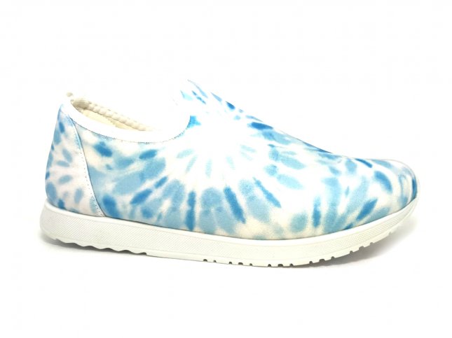 tenis slip on via uno