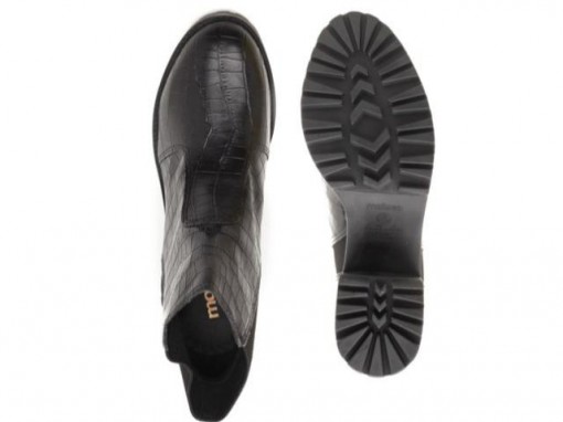 bota tratorada da moleca