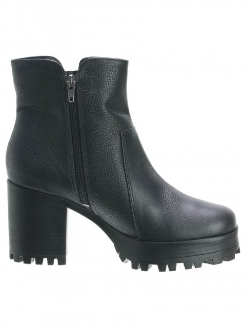 bota tratorada divalesi