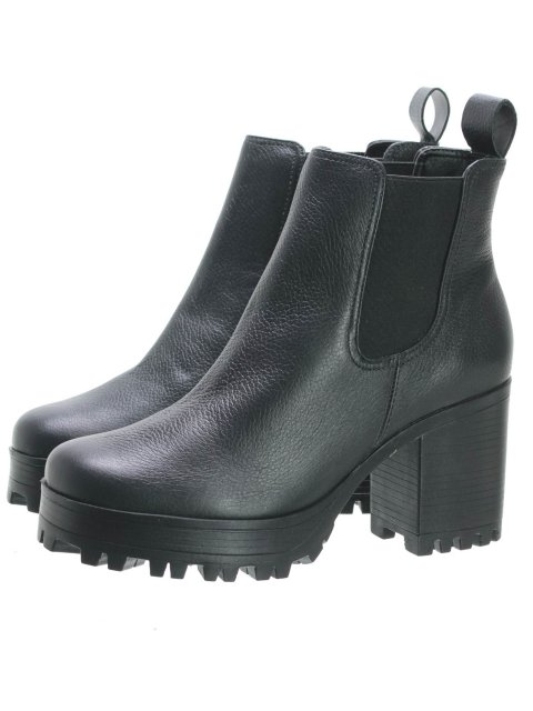 bota tratorada divalesi