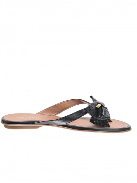 rasteira luz da lua preta